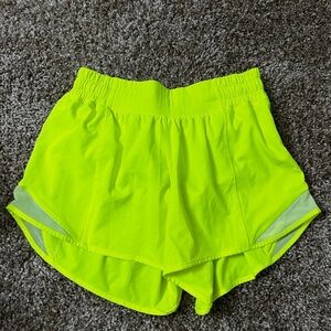 Lululemon Hotty Hot Short II *Long 4" Highlight Yellow